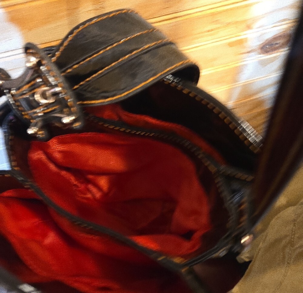 (6) Brahmin & MC - Picture 8 of 9